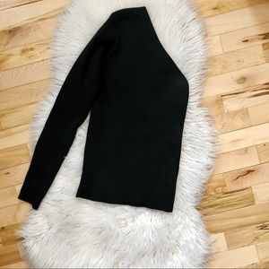 Black one shoulder ribbed top